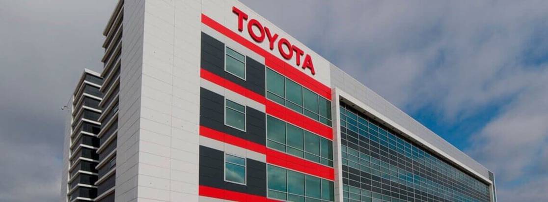 Изображение на странице Бестселлер в&nbsp;дерзком исполнении: Toyota&nbsp;Camry в&nbsp;новой специальной версии S-Edition Тойота Центр Тамбов